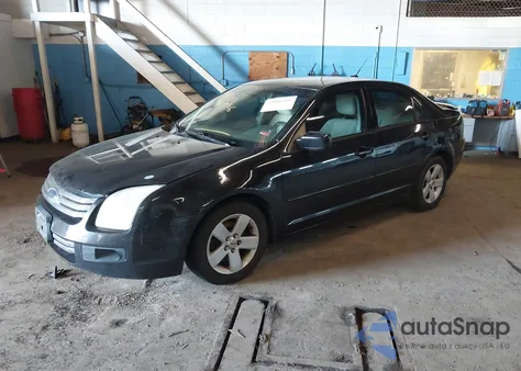 2009 Ford Fusion Se z USA, uszkodzony, nr VIN 3FAHP07Z09R161874